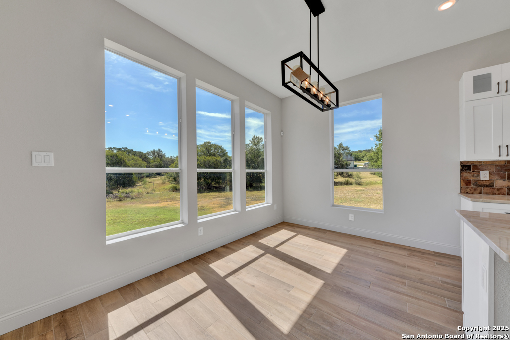 105 River Bluff
