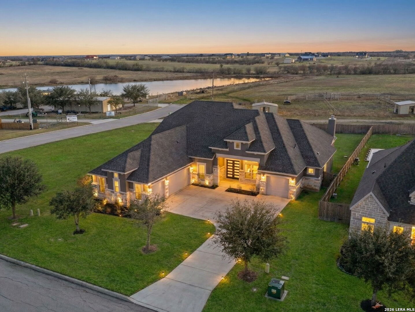 3314 Jons Way
