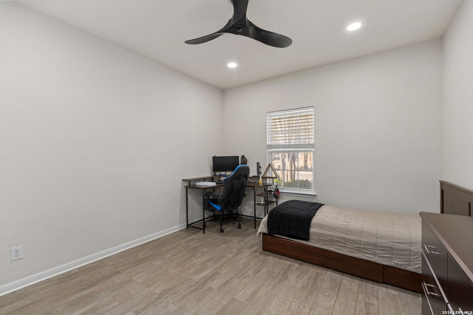 221 Ludwig Dr