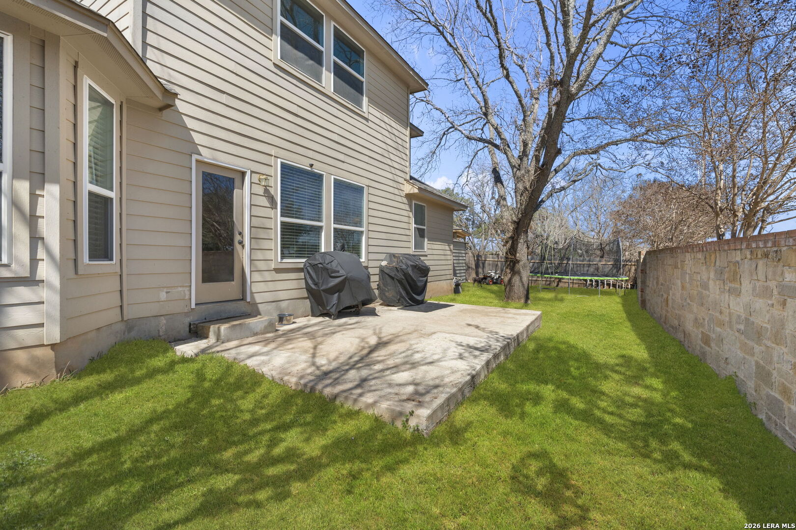 221 Ludwig Dr