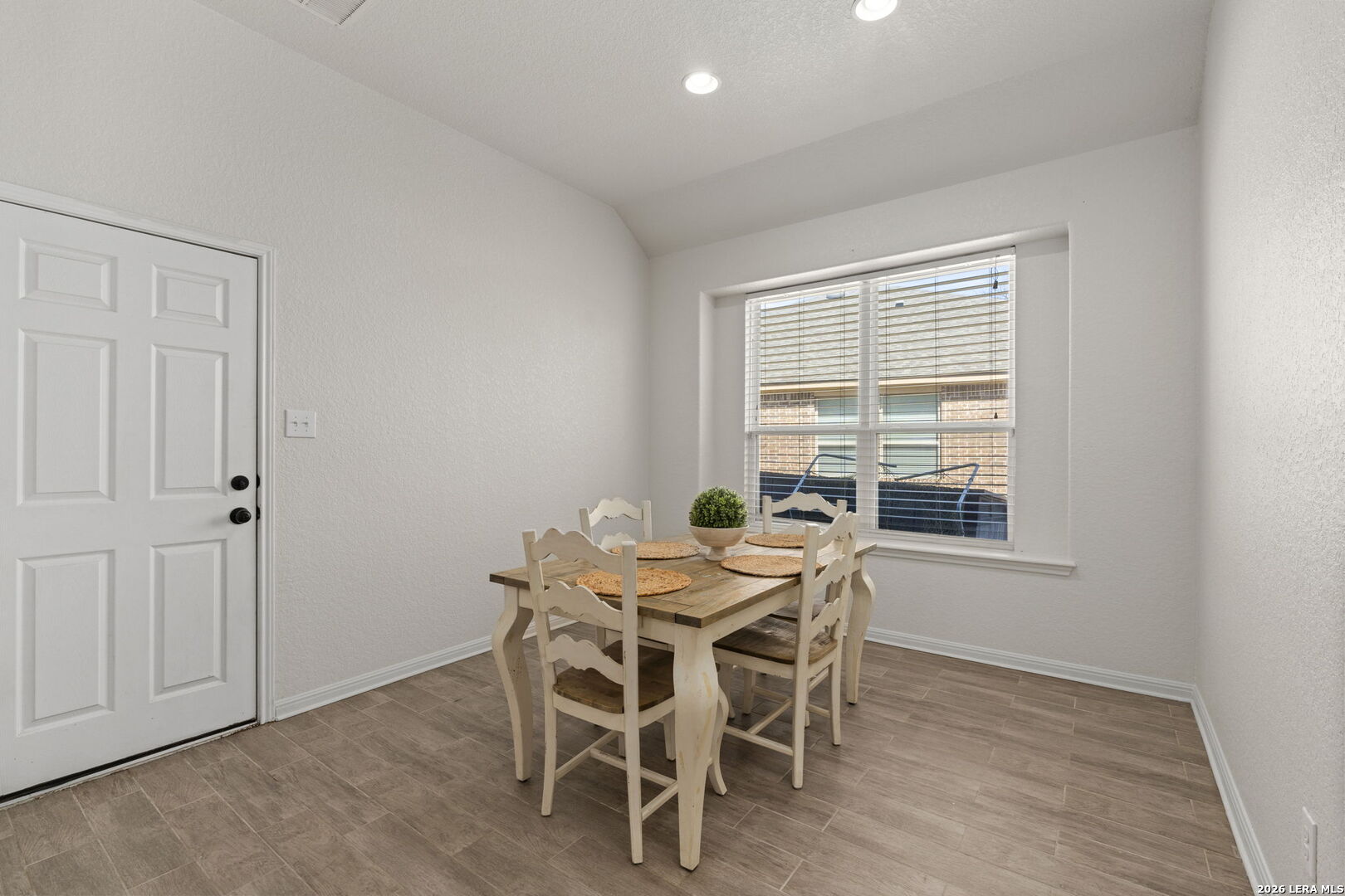 221 Ludwig Dr