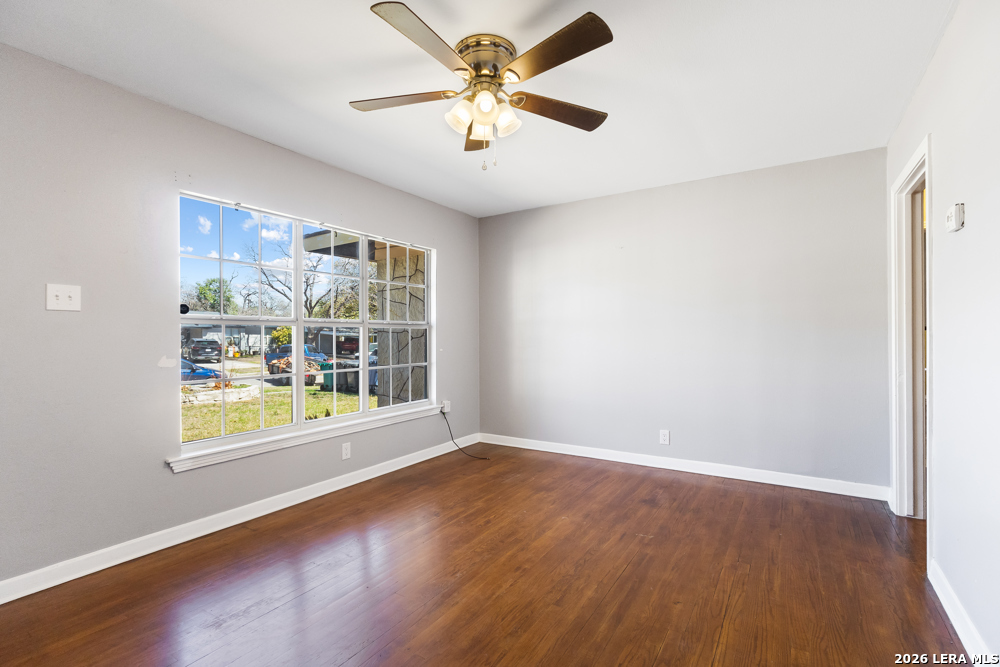 210 Dryden