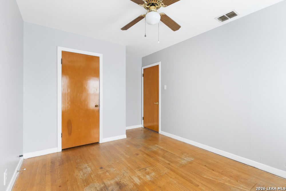 210 Dryden