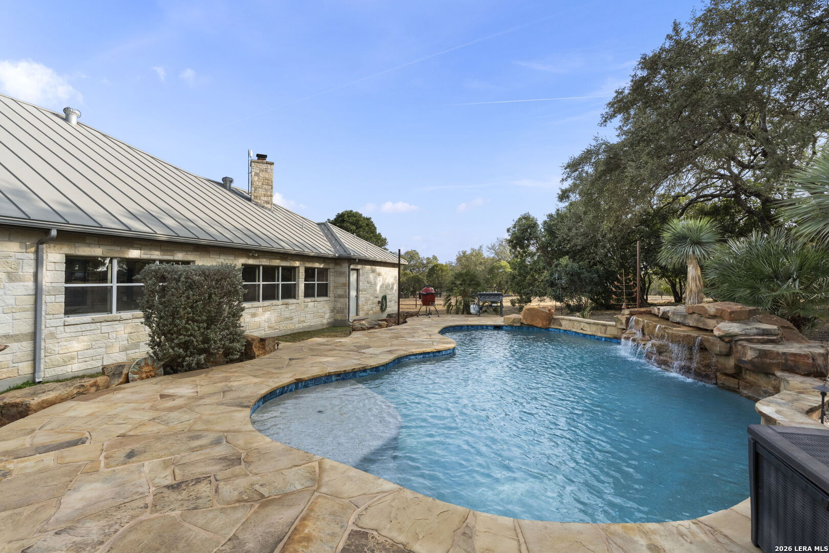 158 private road 4732