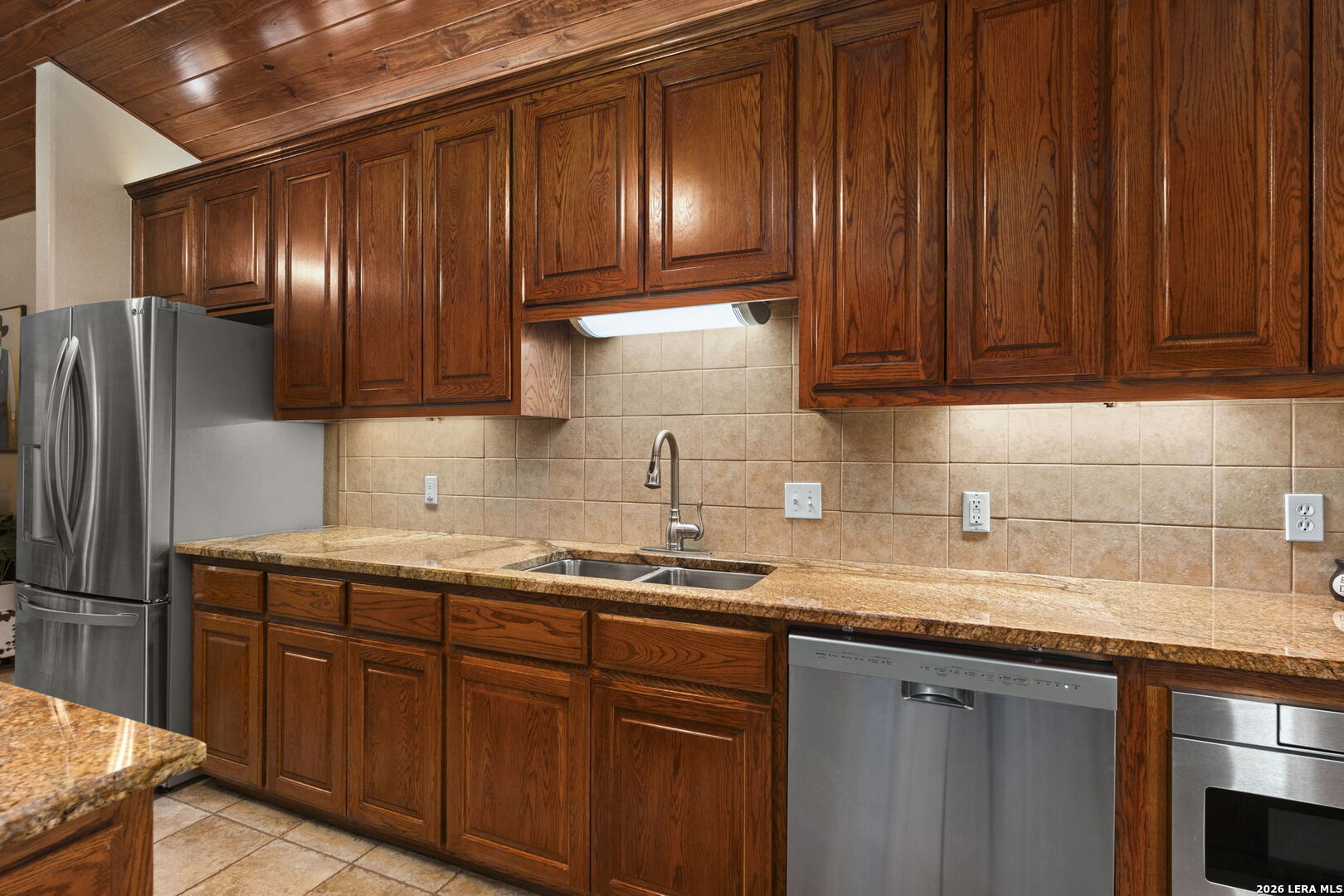 158 private road 4732