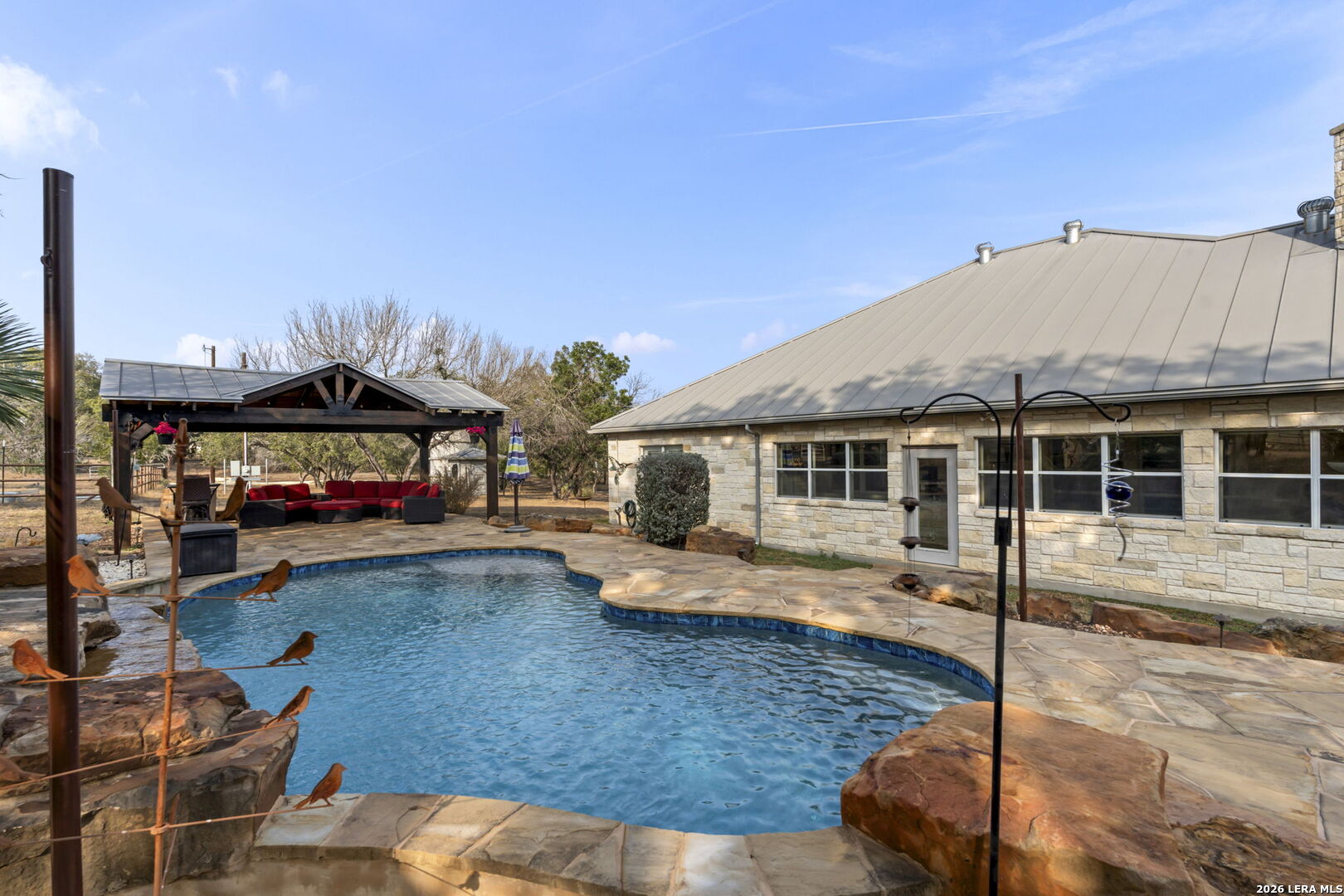 158 private road 4732