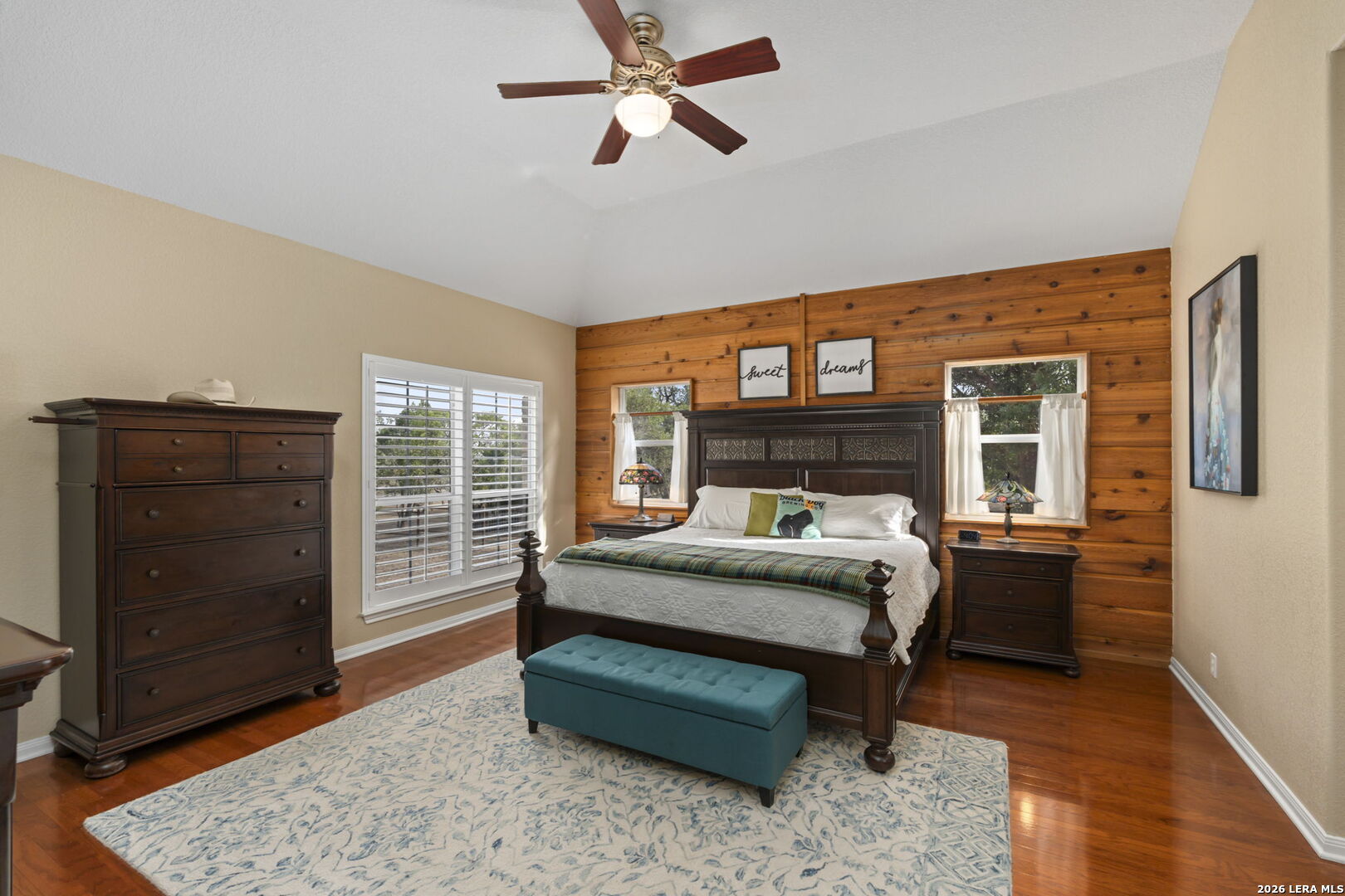 158 private road 4732