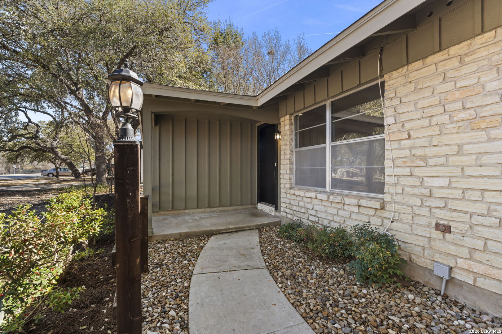 11114 Dreamland Dr