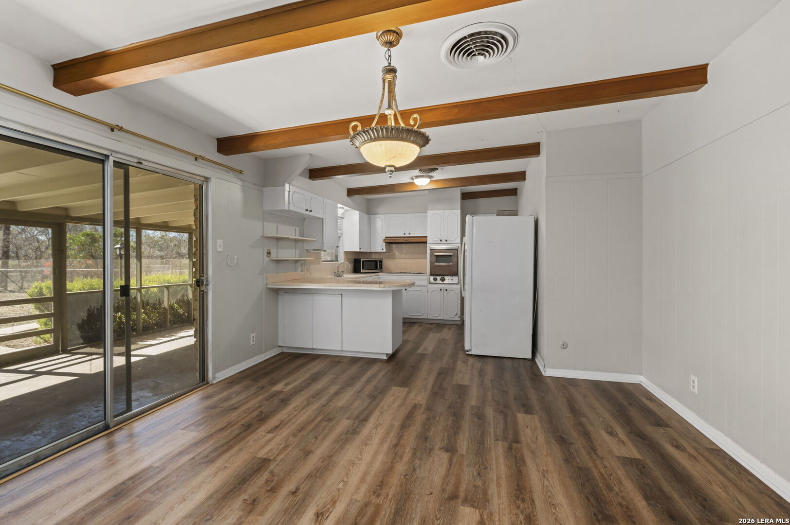 11114 Dreamland Dr