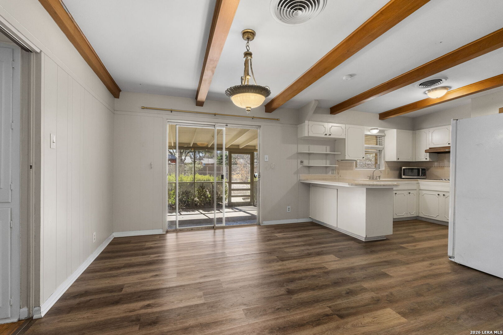 11114 Dreamland Dr