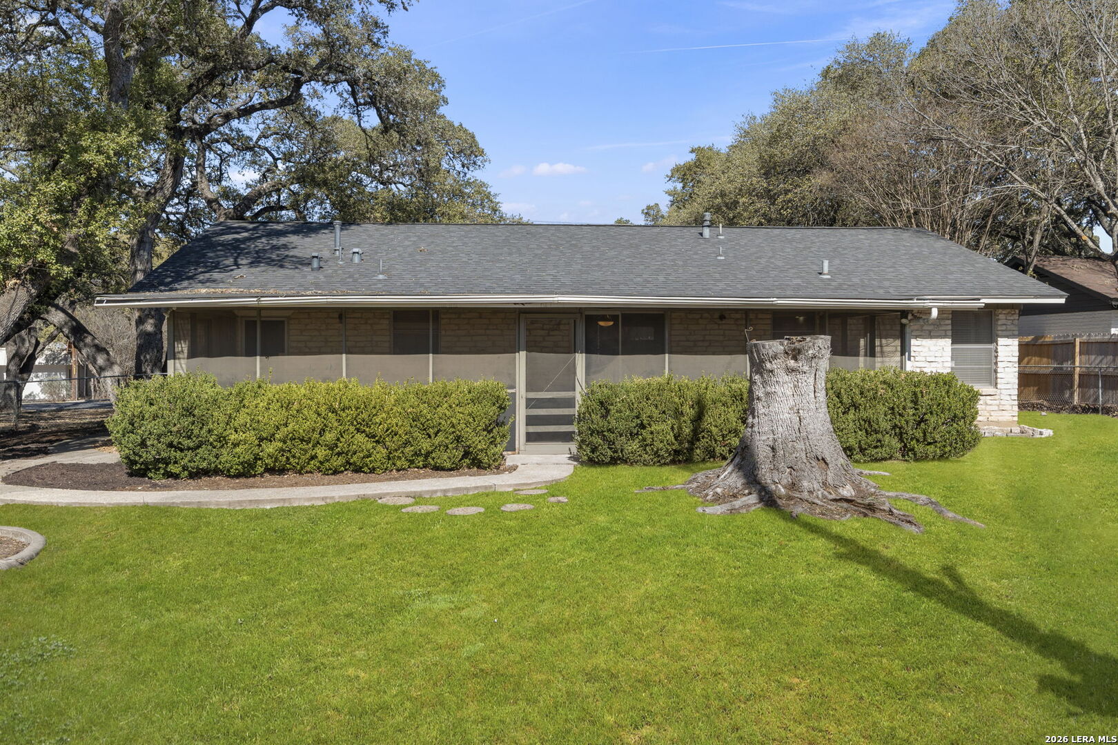 11114 Dreamland Dr