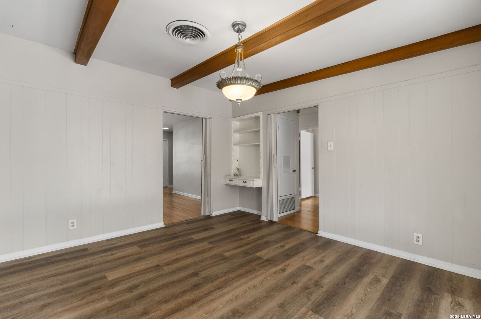 11114 Dreamland Dr