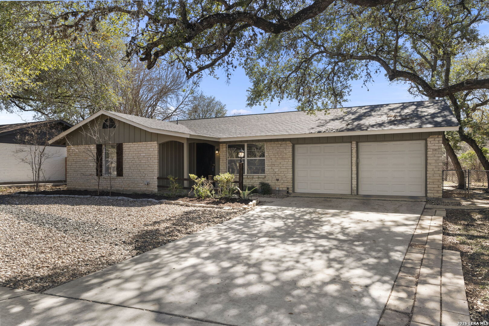 11114 Dreamland Dr