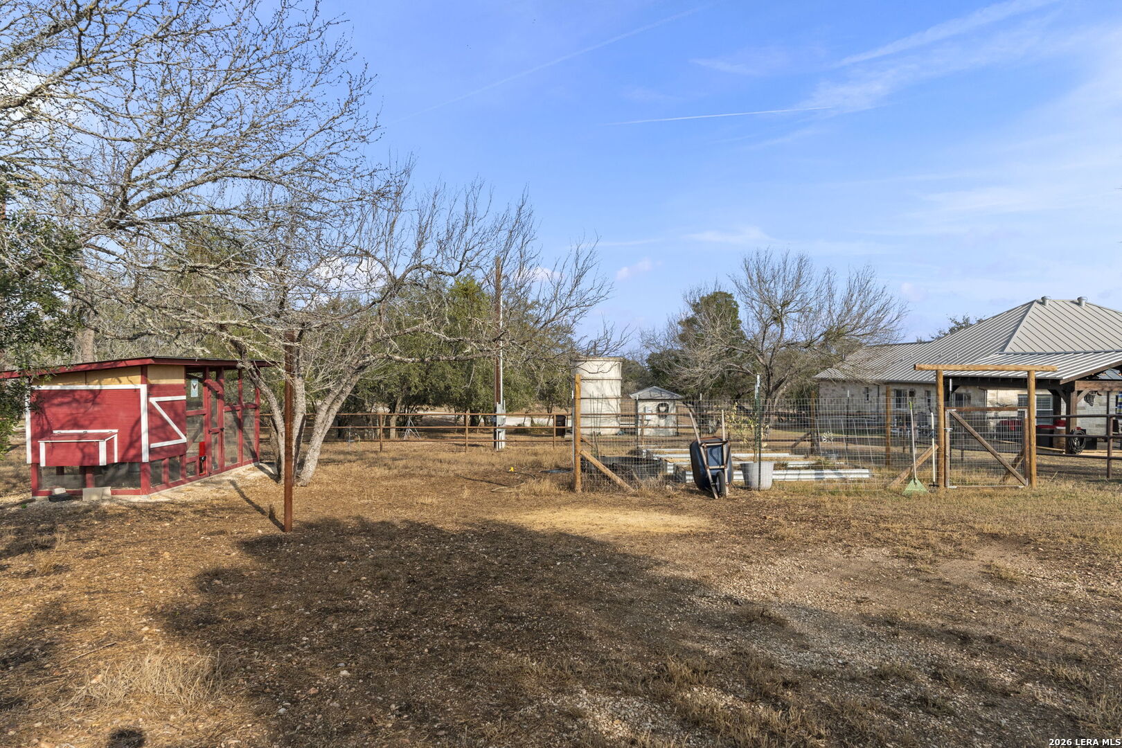 158 private road 4732