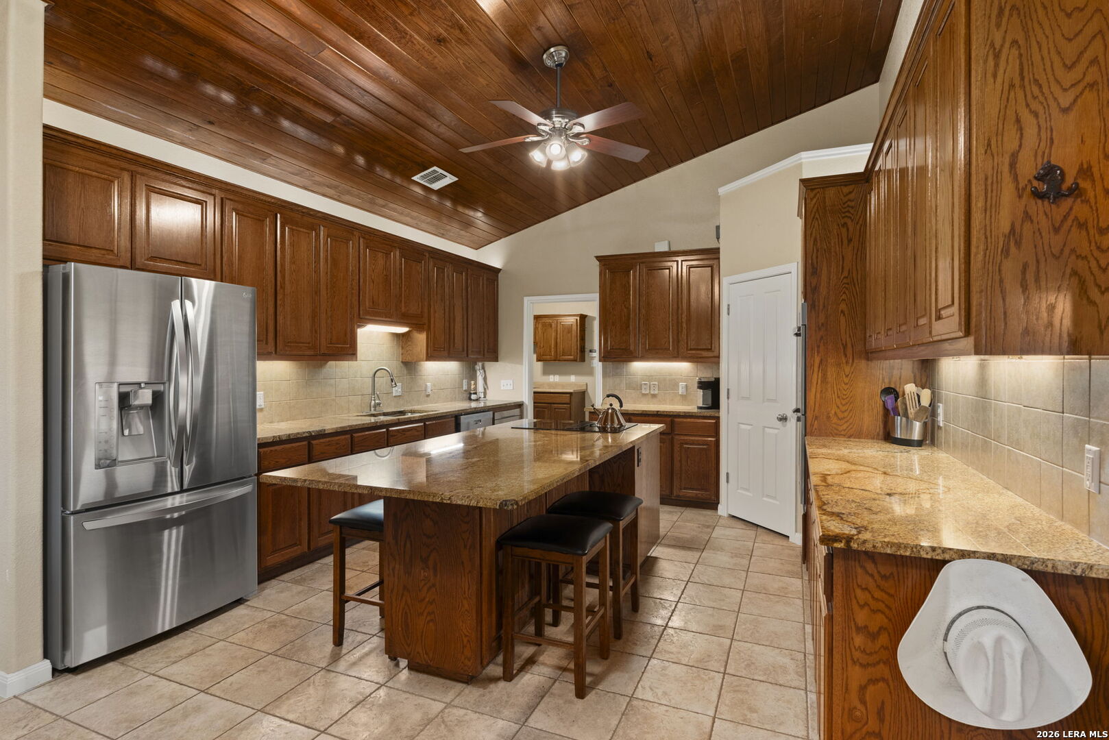 158 private road 4732