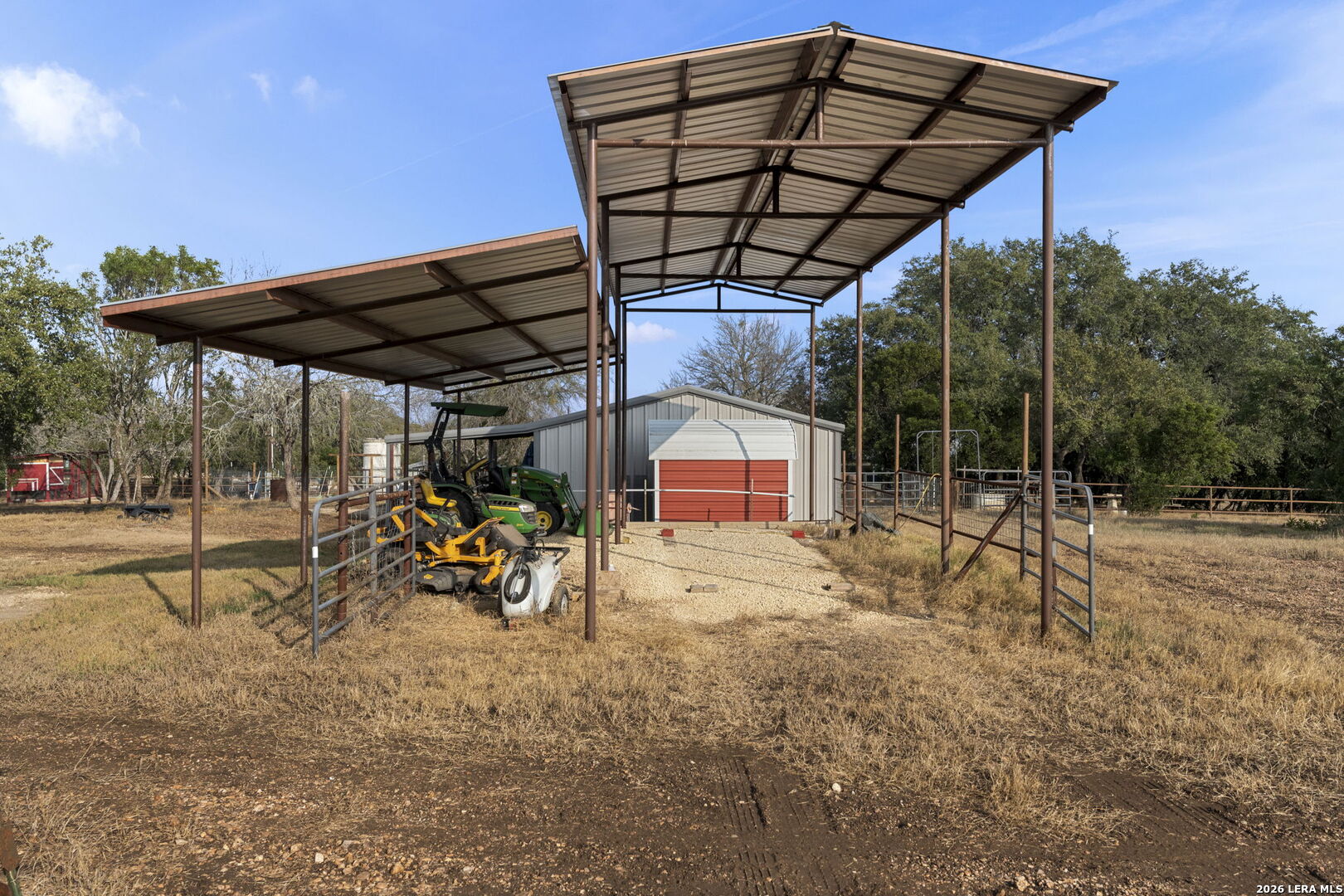 158 private road 4732