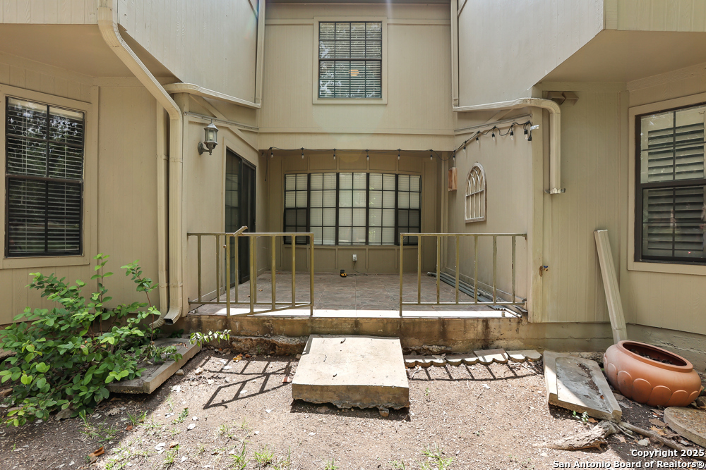 7711 Callaghan 802