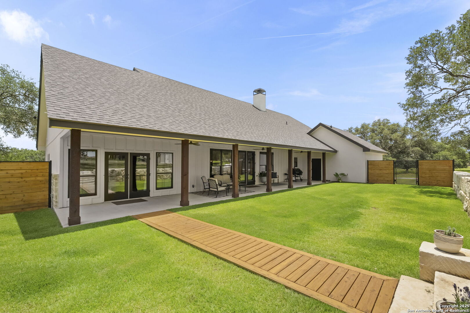 3260 Palomino Springs