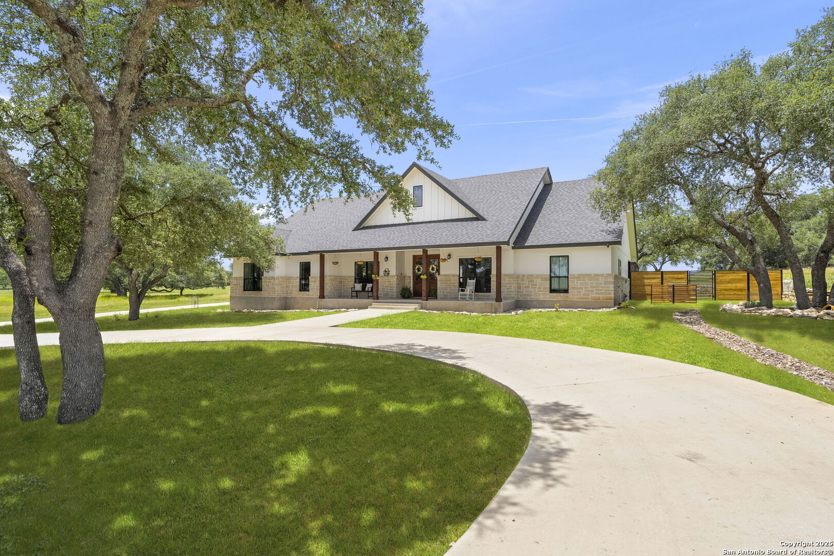 3260 Palomino Springs