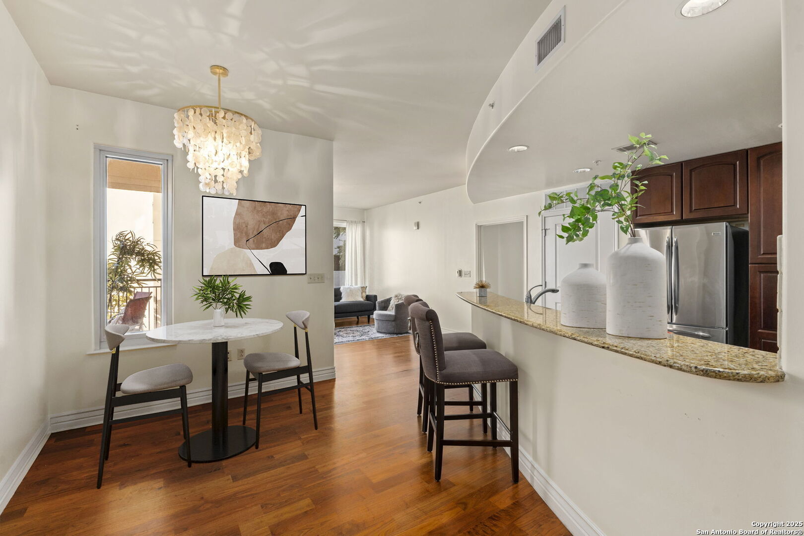 215 Center St 203