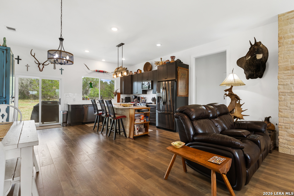 175 Pine Tree