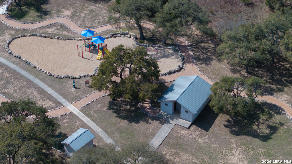 115 Treeline