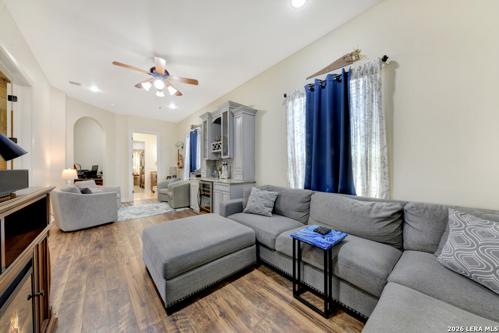 115 Treeline