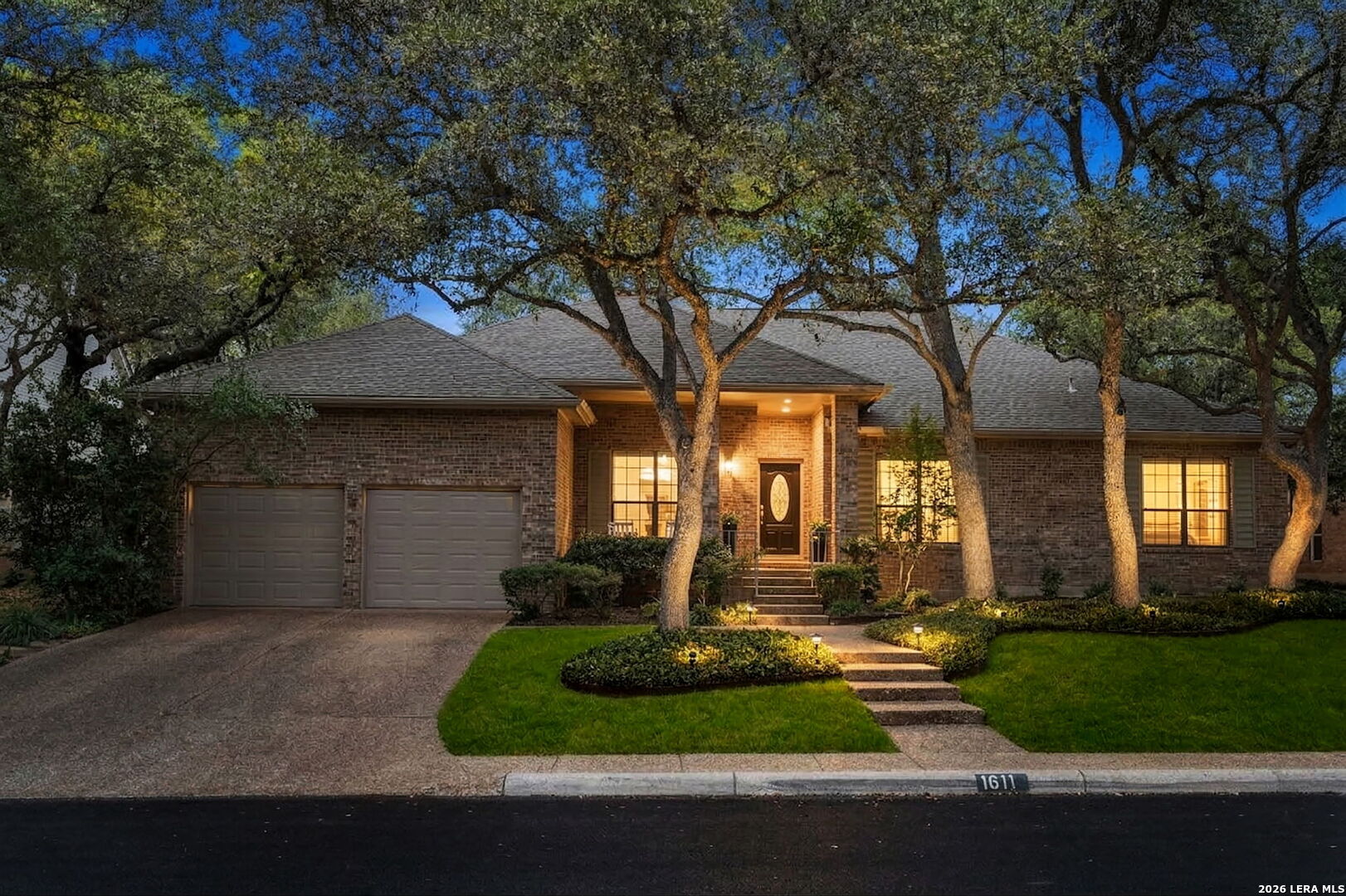 1611 Eagle Point