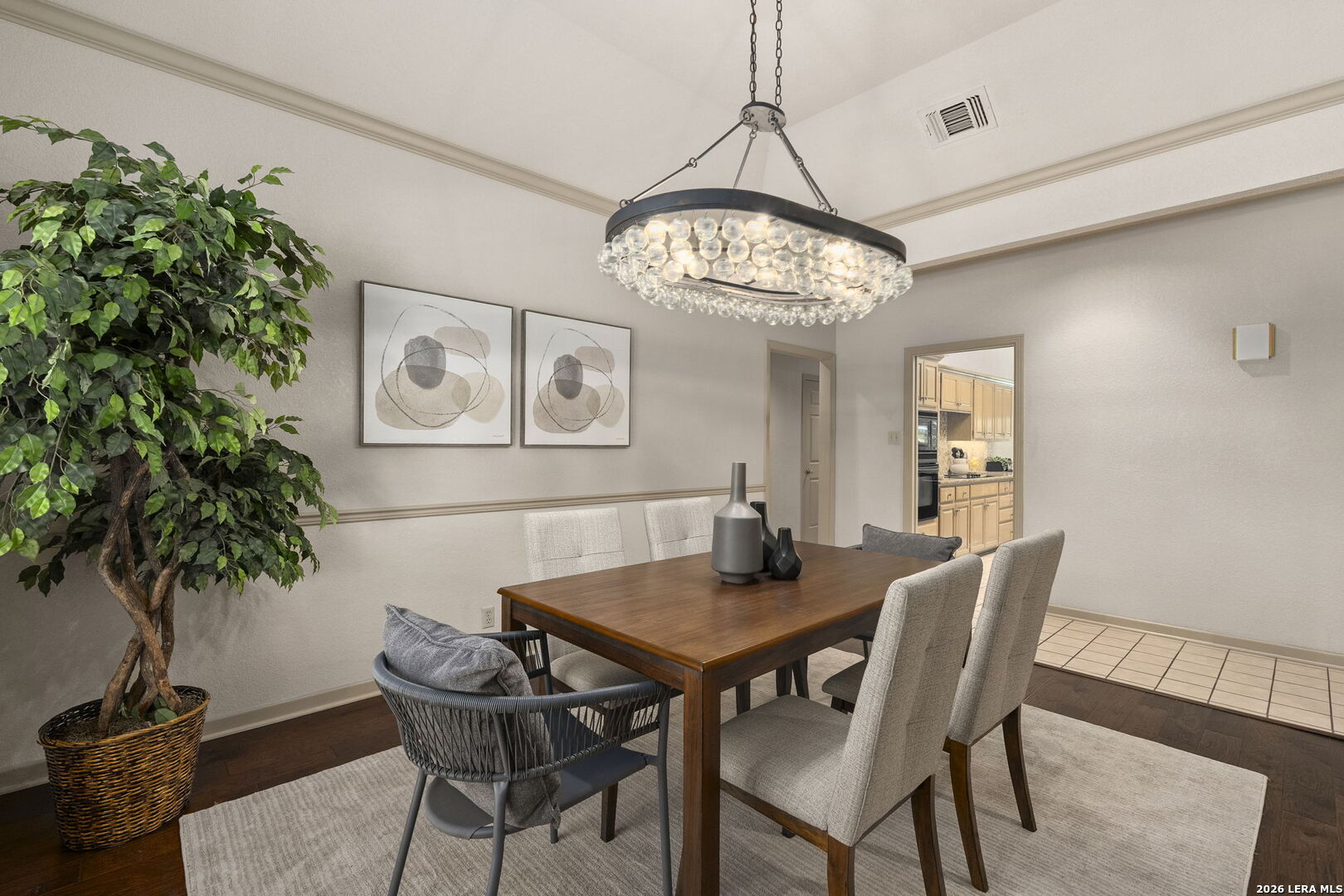 1611 Eagle Point