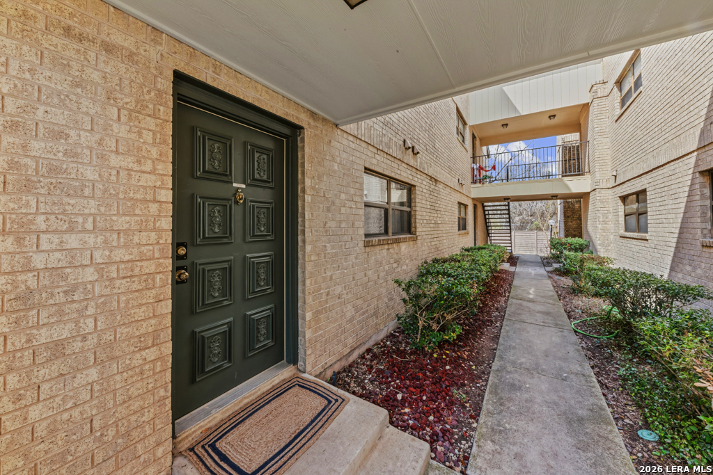 11843 Braesview 2101