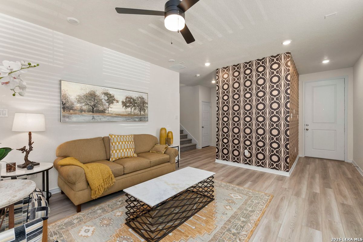 14839 Vance Jackson UNIT 1101