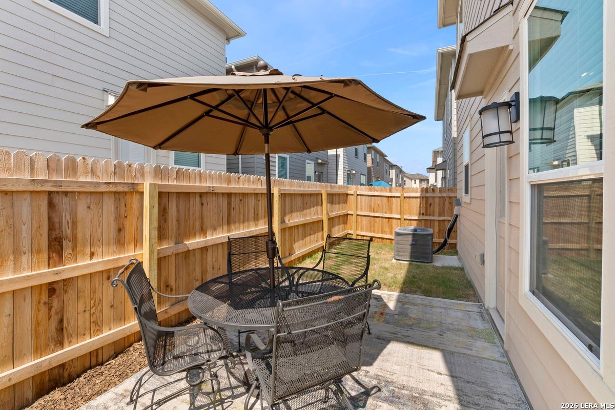 14839 Vance Jackson UNIT 1101