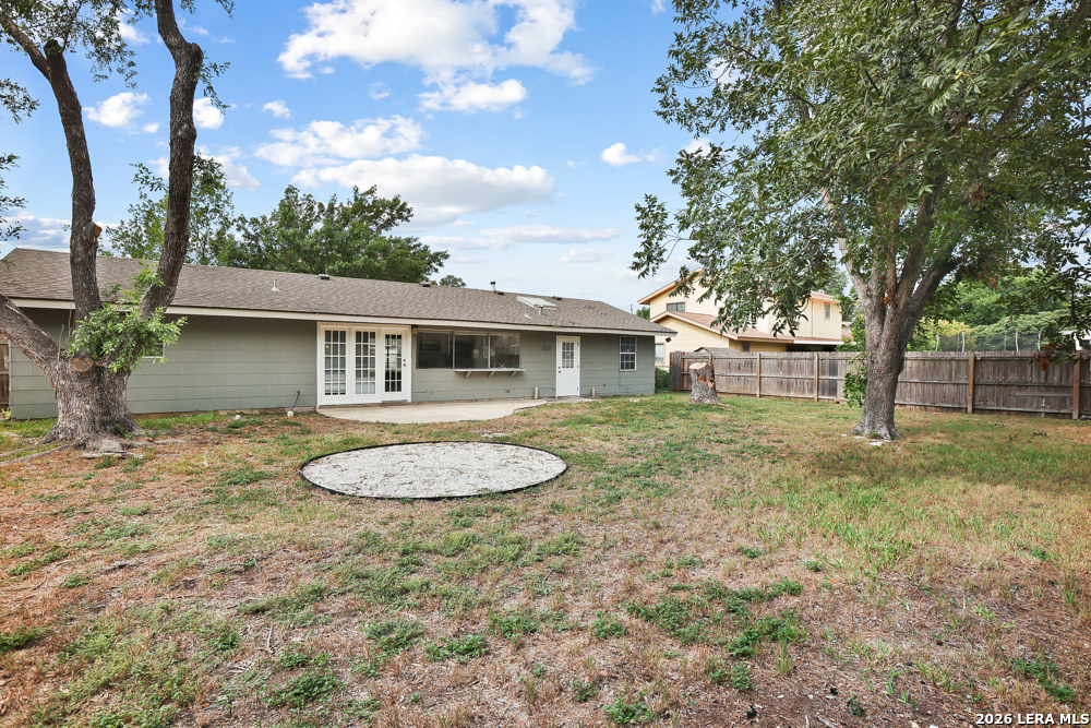5611 Sir Gareth Dr