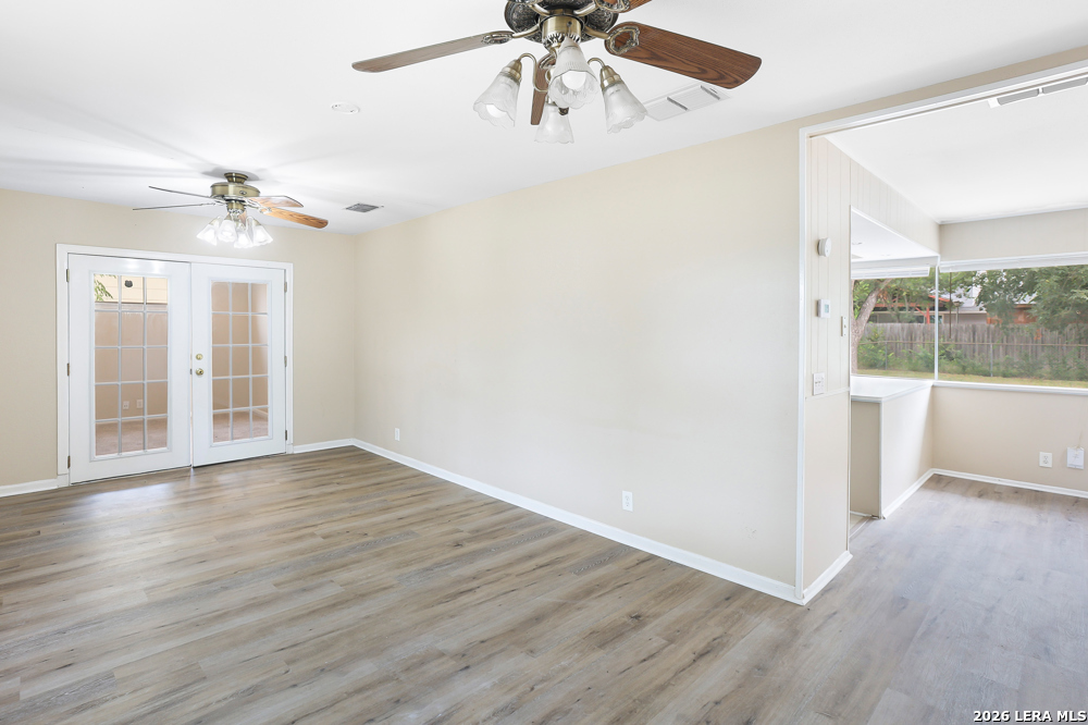 5611 Sir Gareth Dr