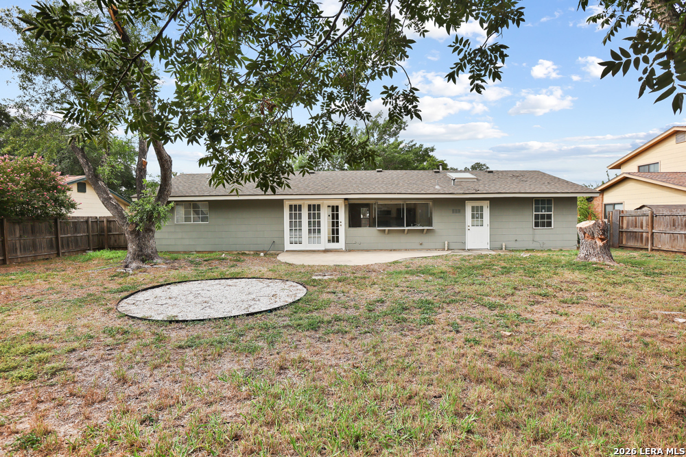 5611 Sir Gareth Dr