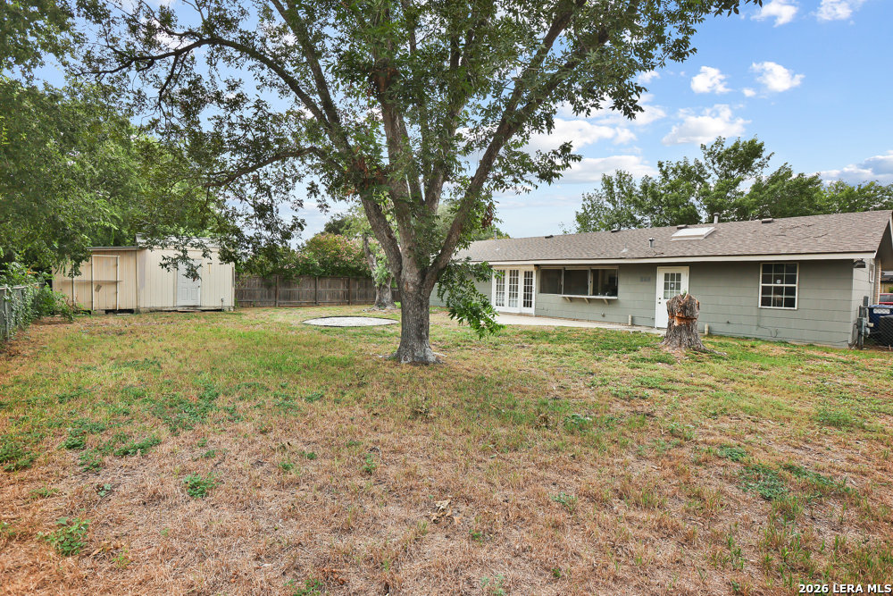 5611 Sir Gareth Dr