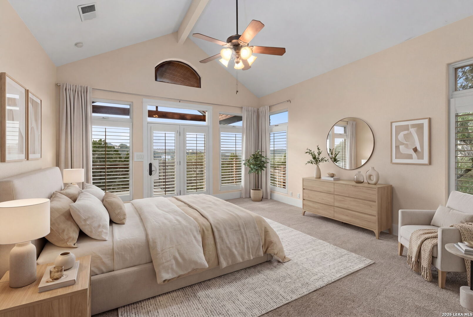 15529 Escarpment Oak