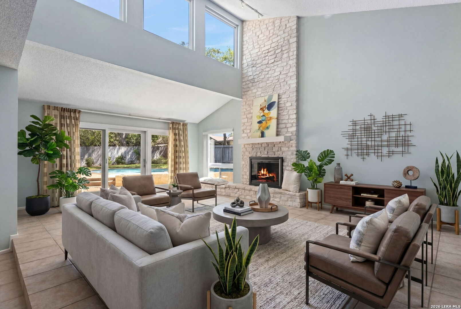 12811 Country Crest