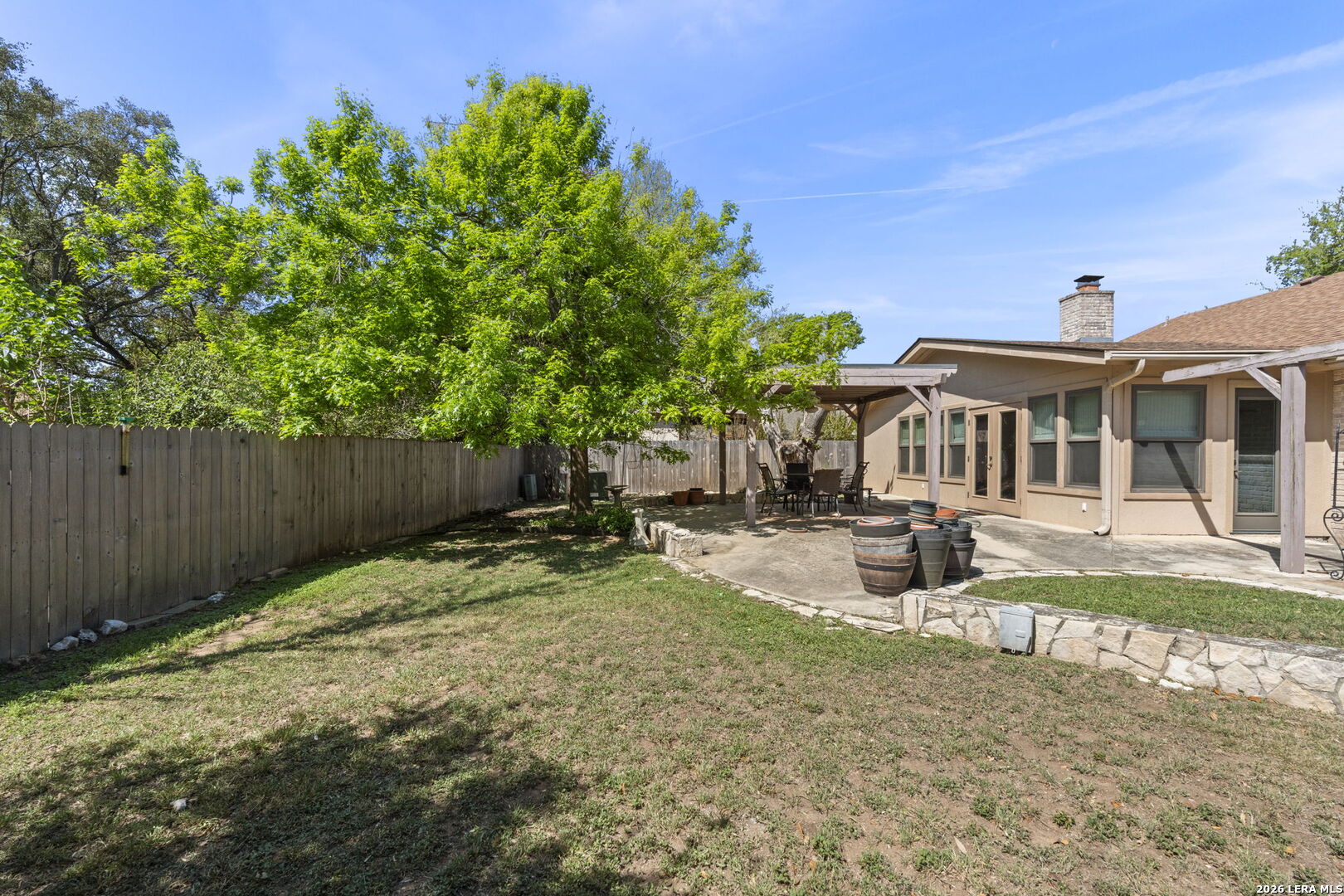 2422 Shadow Cliff St