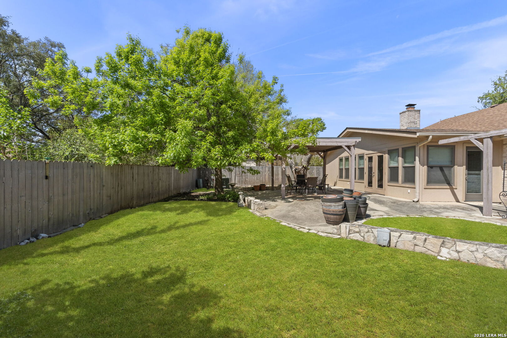 2422 Shadow Cliff St