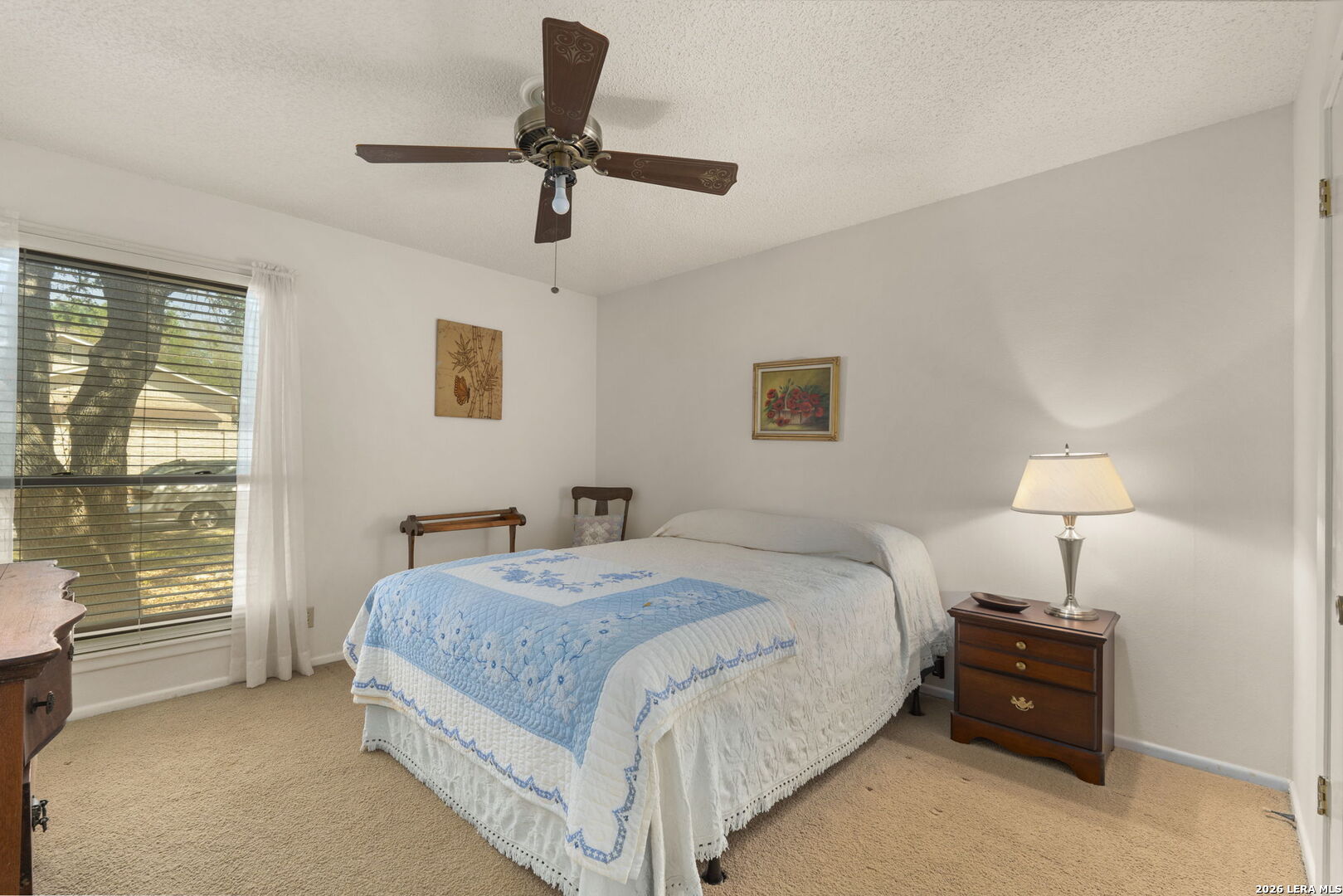 2422 Shadow Cliff St