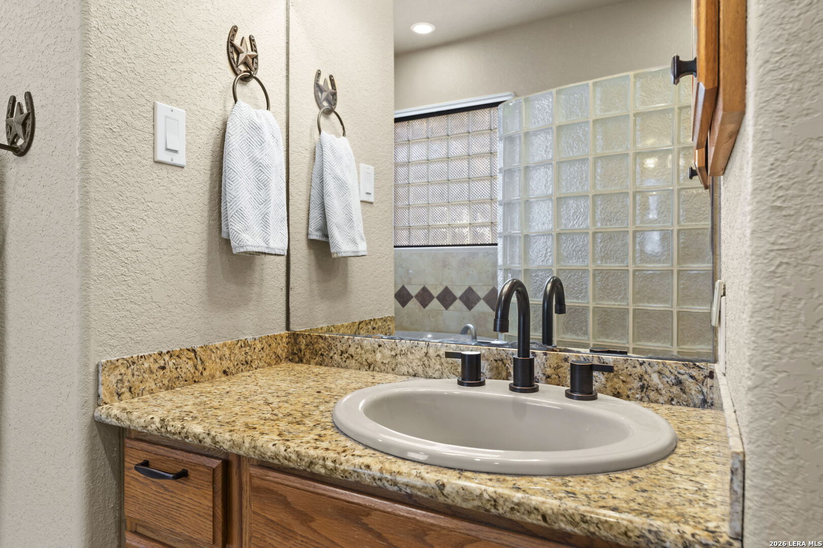 141 County Road 6869