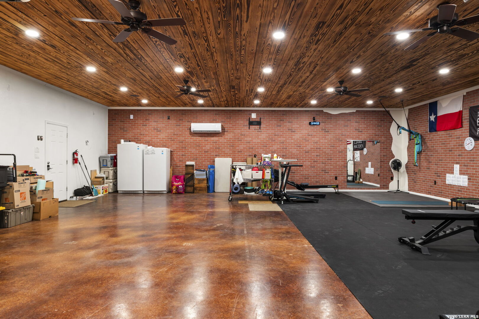 141 County Road 6869