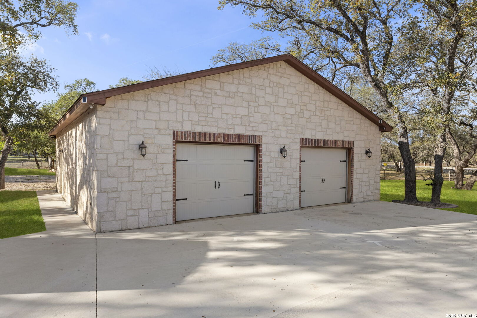 141 County Road 6869