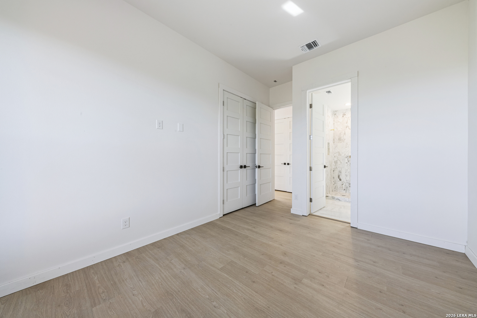 1123 ledge path