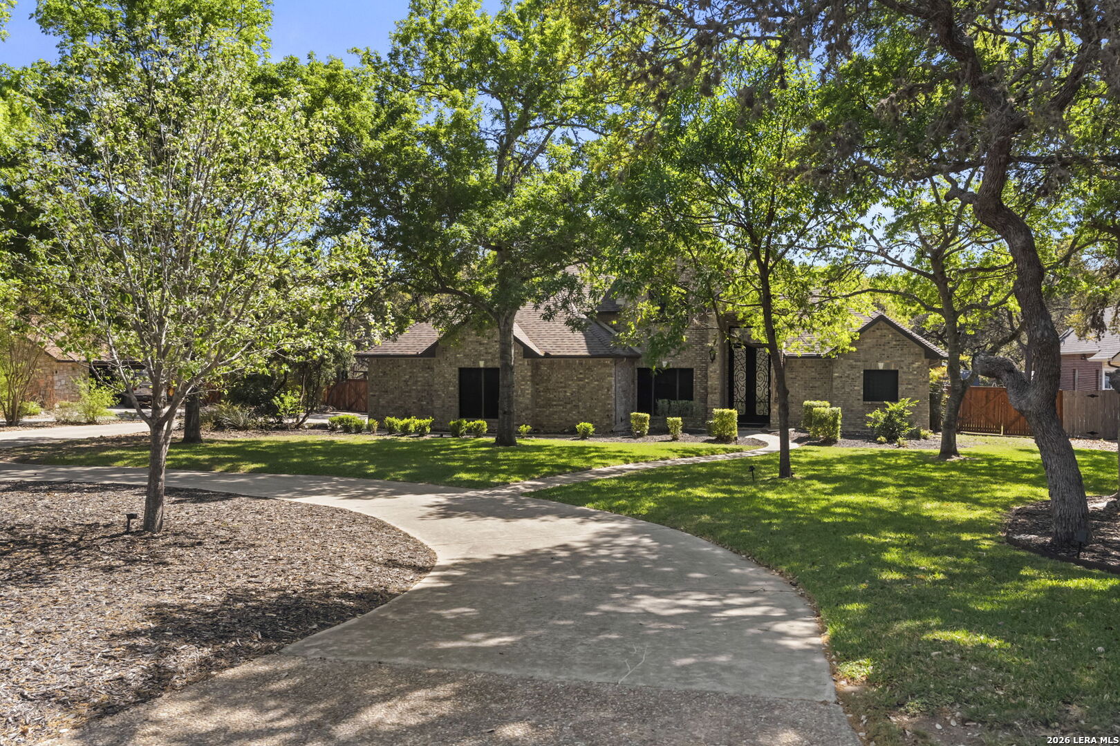 10918 Hunters Way