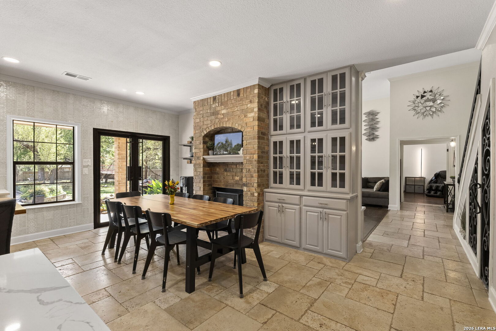 10918 Hunters Way