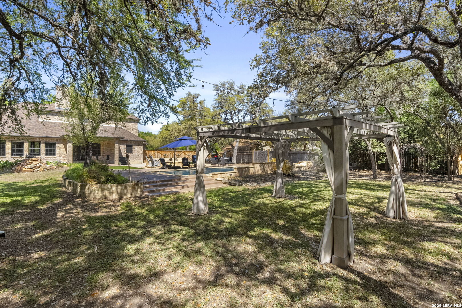 10918 Hunters Way