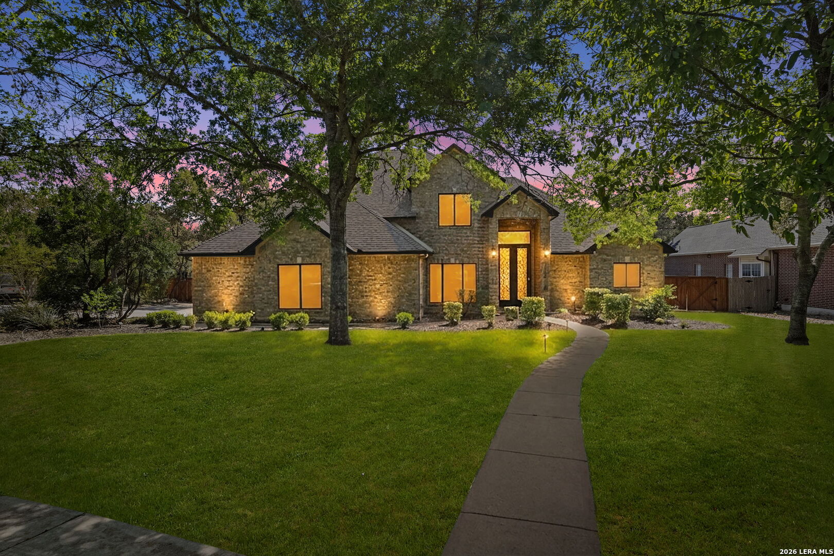 10918 Hunters Way