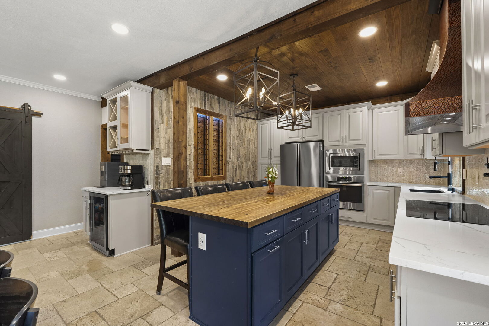 10918 Hunters Way